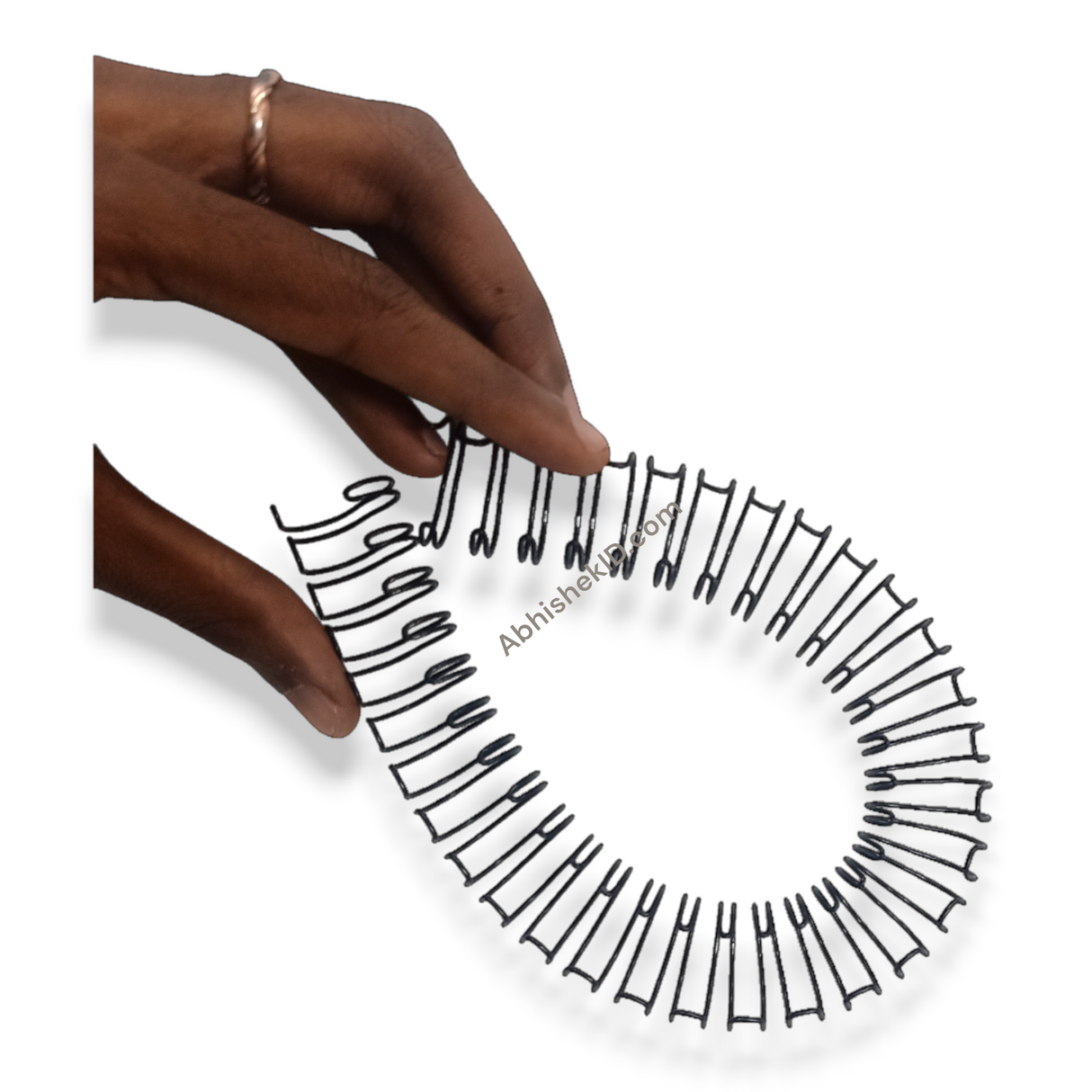 3:1 ratio 12.7mm Black Wiro Binding Rings for bulk 120 pages business report preparation.