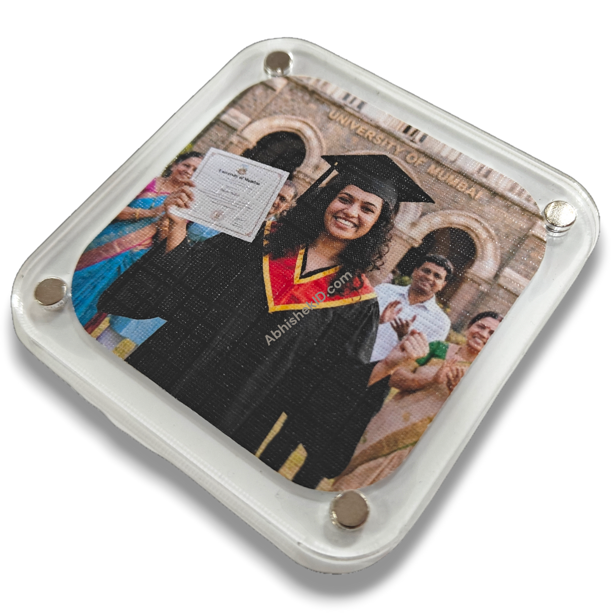Square Fridge Magnet Frames displaying blank inserts for local tourism souvenir shops.