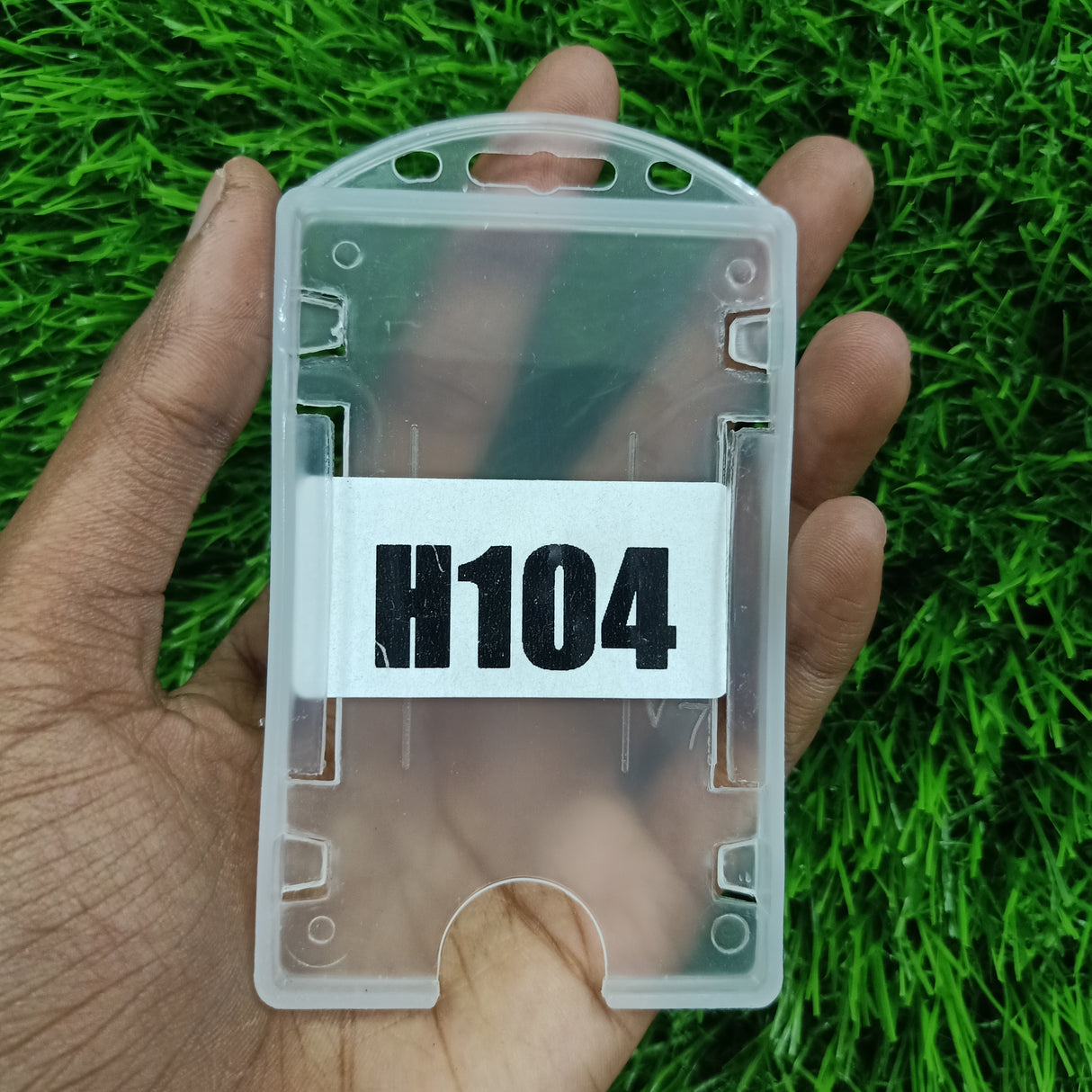 H104 54x86mm ID Card PVC Holder for visitor management systems and business facility access control.
