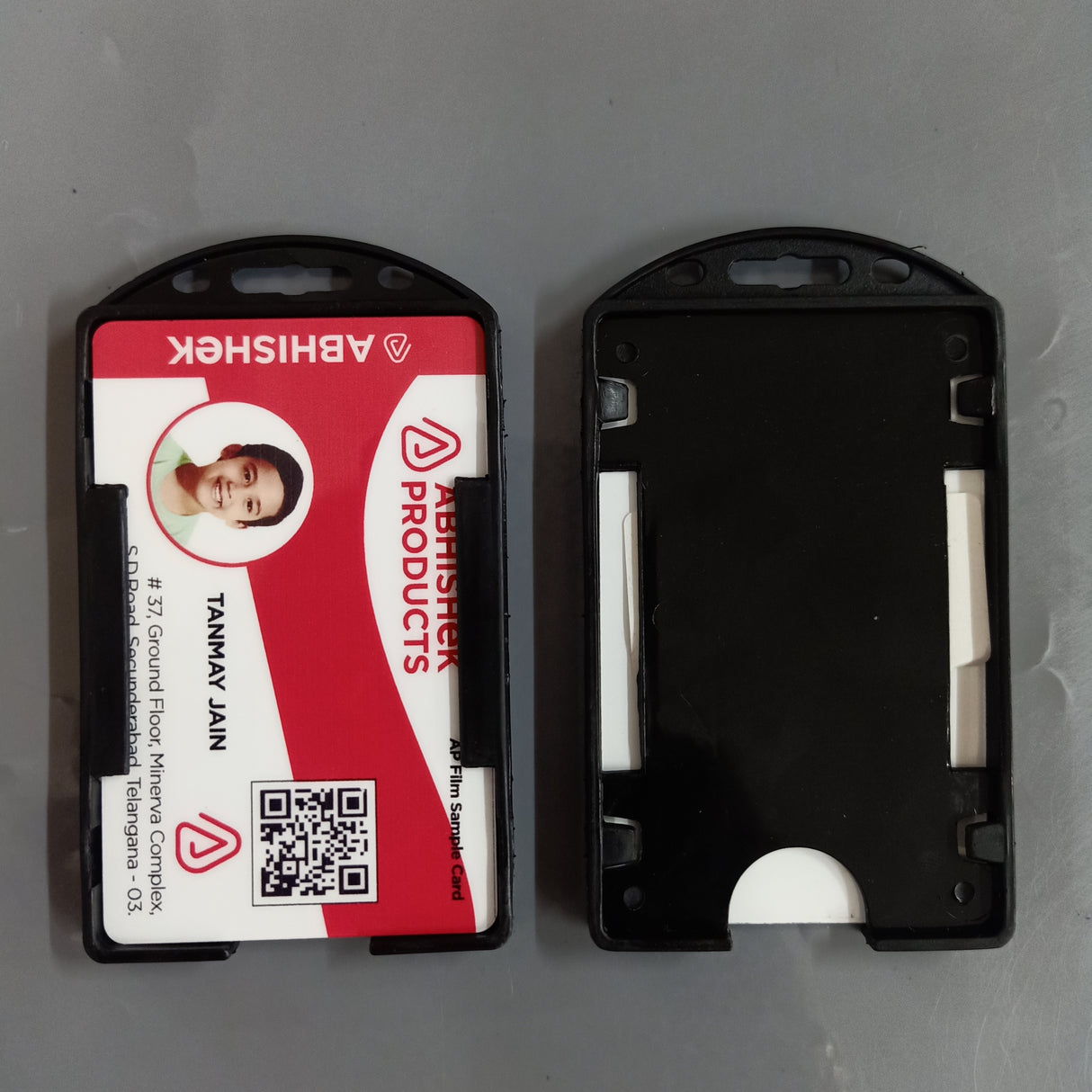 H105 54x86mm PVC RFID Holder for dual sided access cards and corporate security office use.