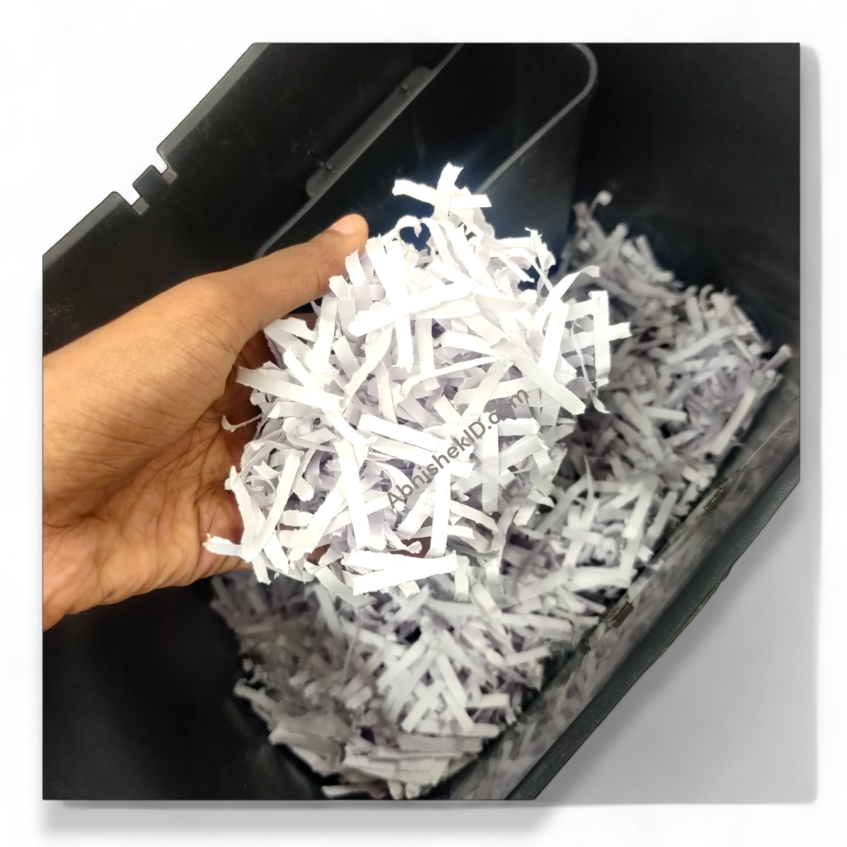 8-Sheet Cross Cut Paper Shredder | P4 Security Level - View 4 - abhishekid.com