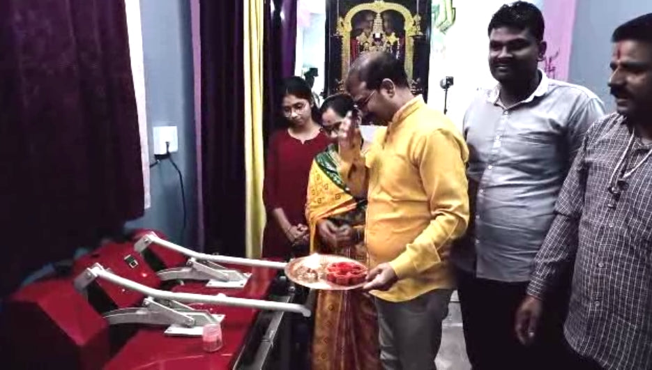 Unboxing and Installation of the Lanyard Printing Machine at ShubhManglam Studio – Dhule (2)