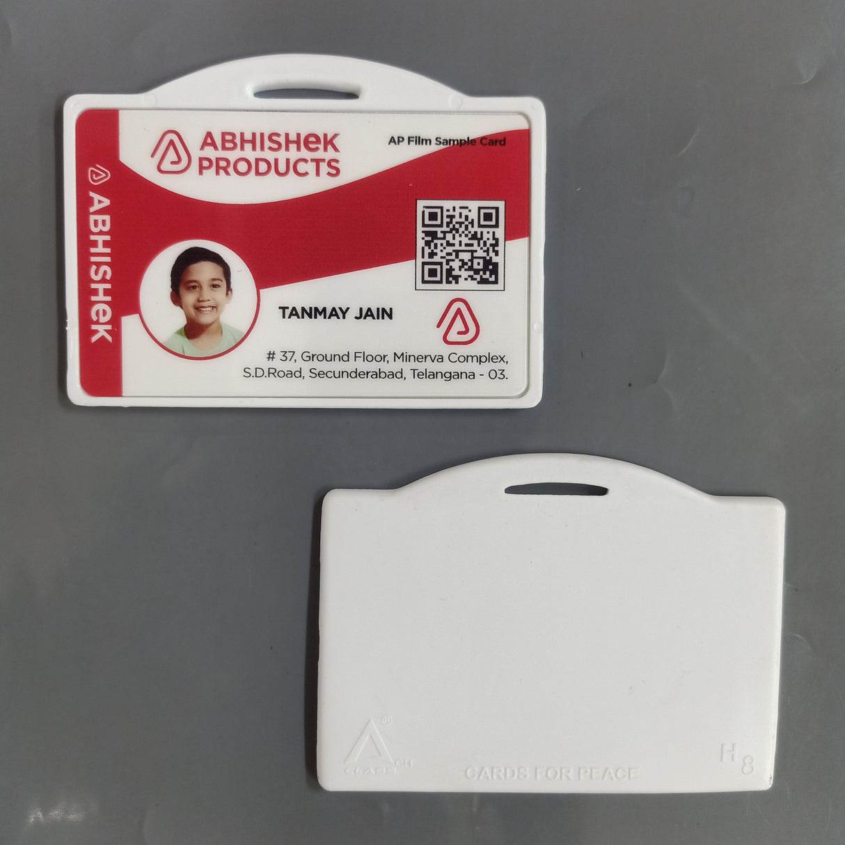 H12 - 54x86 mm Horizontal Id Card Pasting Holder - Single Side