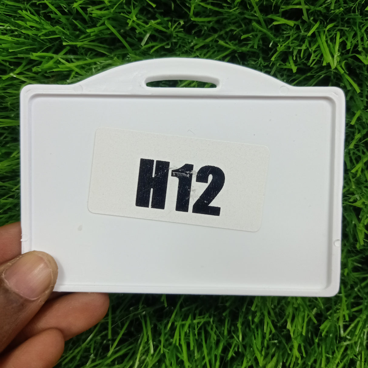 H12 - 54x86 mm Horizontal Id Card Pasting Holder - Single Side