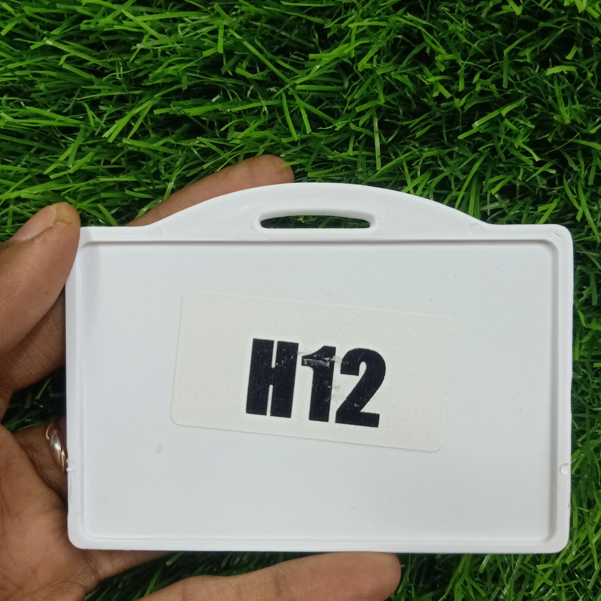 H12 - 54x86 mm Horizontal Id Card Pasting Holder - Single Side