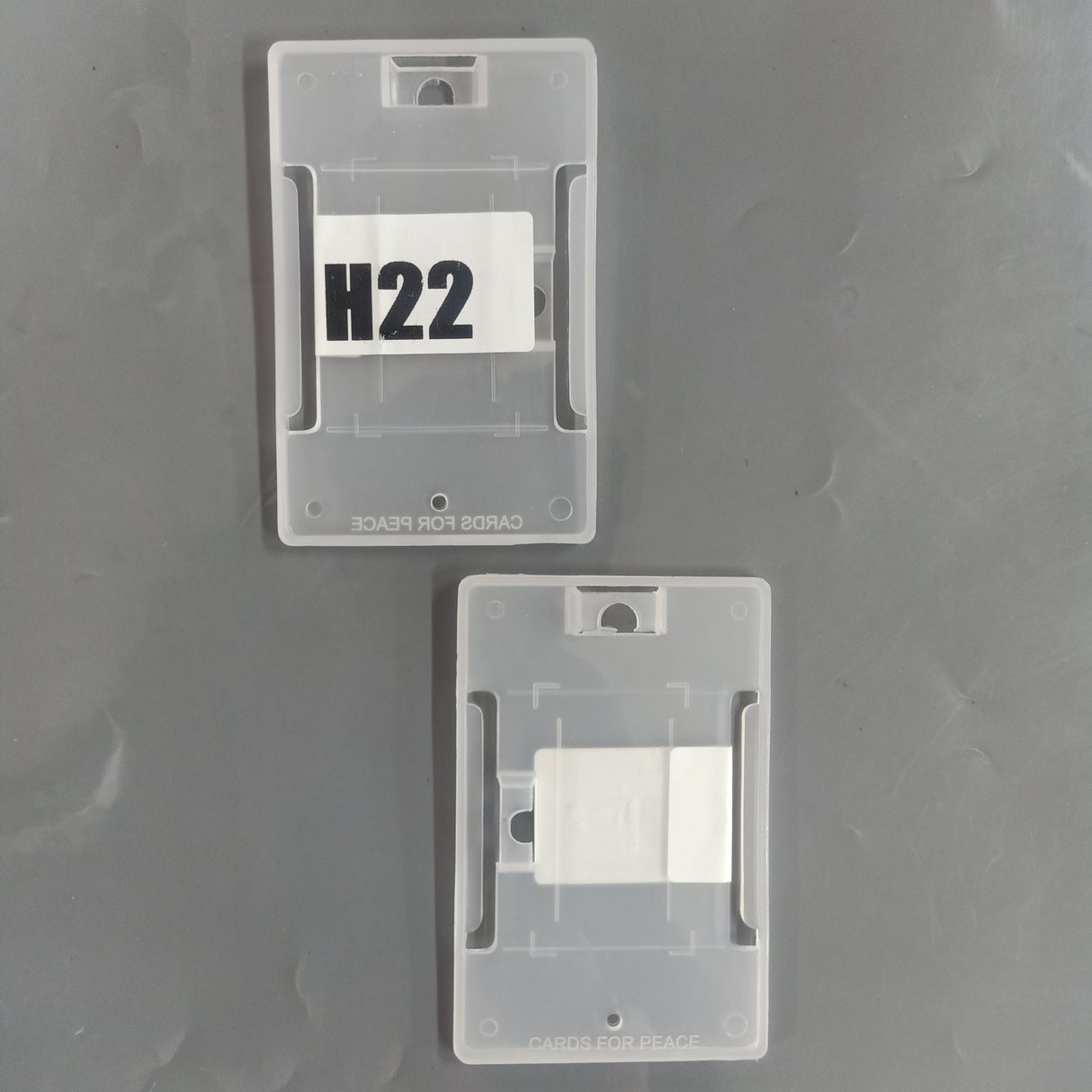H22 – 54x86 mm PVC Id Card Holder Horizontal Vertical (Semi Transparent)