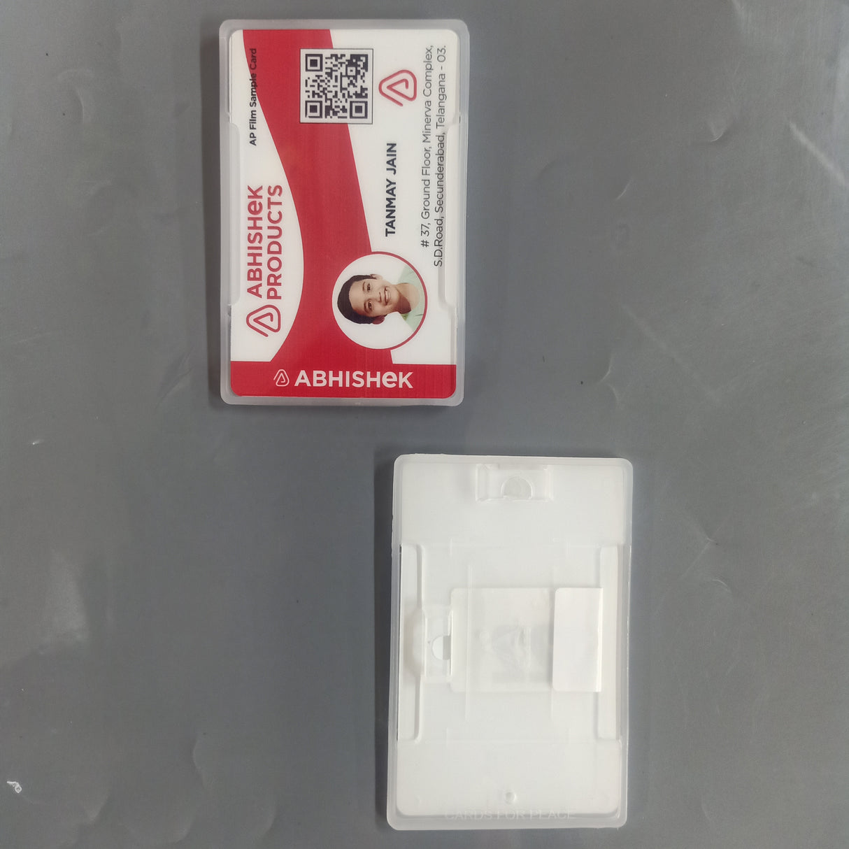 H22 – 54x86 mm PVC Id Card Holder Horizontal Vertical (Semi Transparent)
