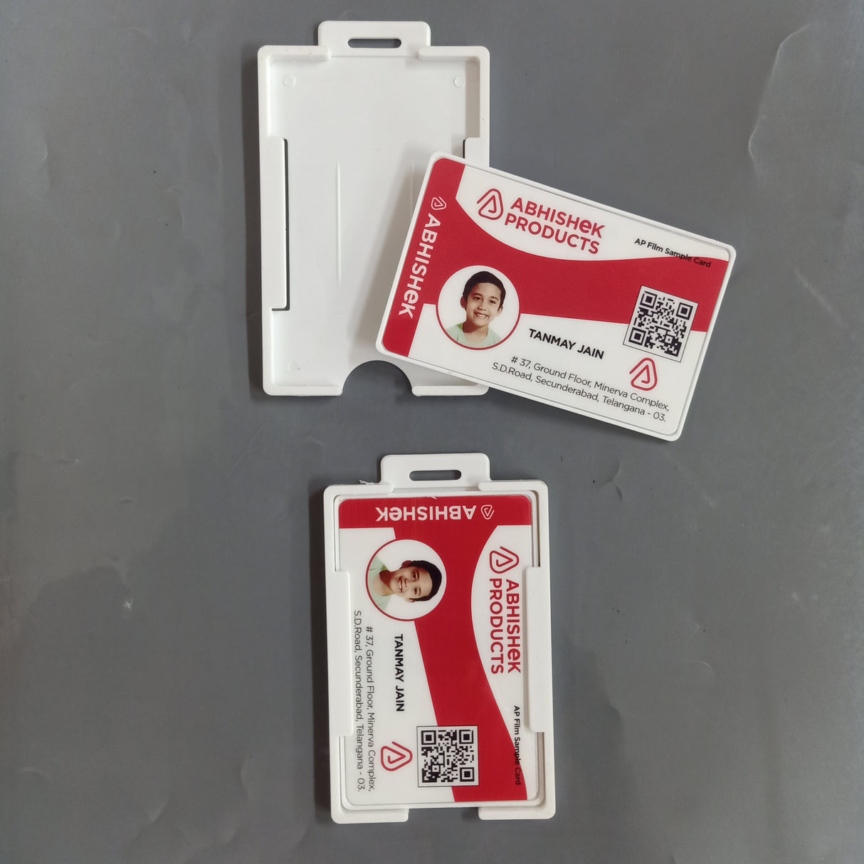 H43 44 - 54X86 Executive Pasting ID Card Holder