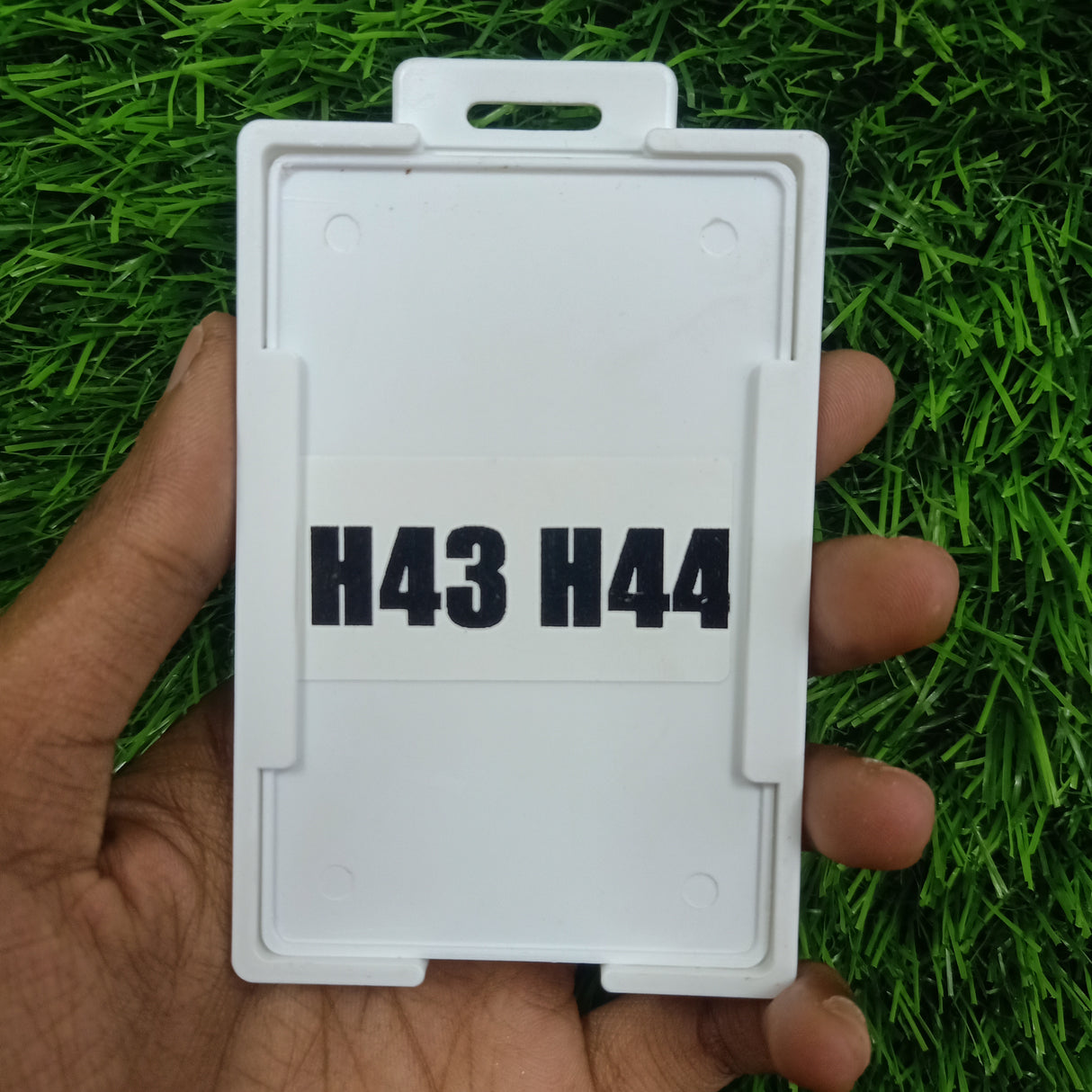 H43 44 - 54X86 Executive Pasting ID Card Holder