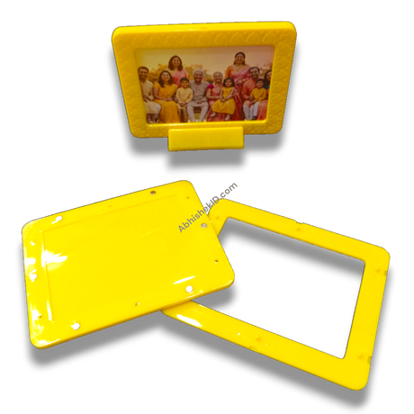 Yellow magnetic tabletop frame, 3x4 inch. Ideal for displaying memories on desks, shelves, or tables.